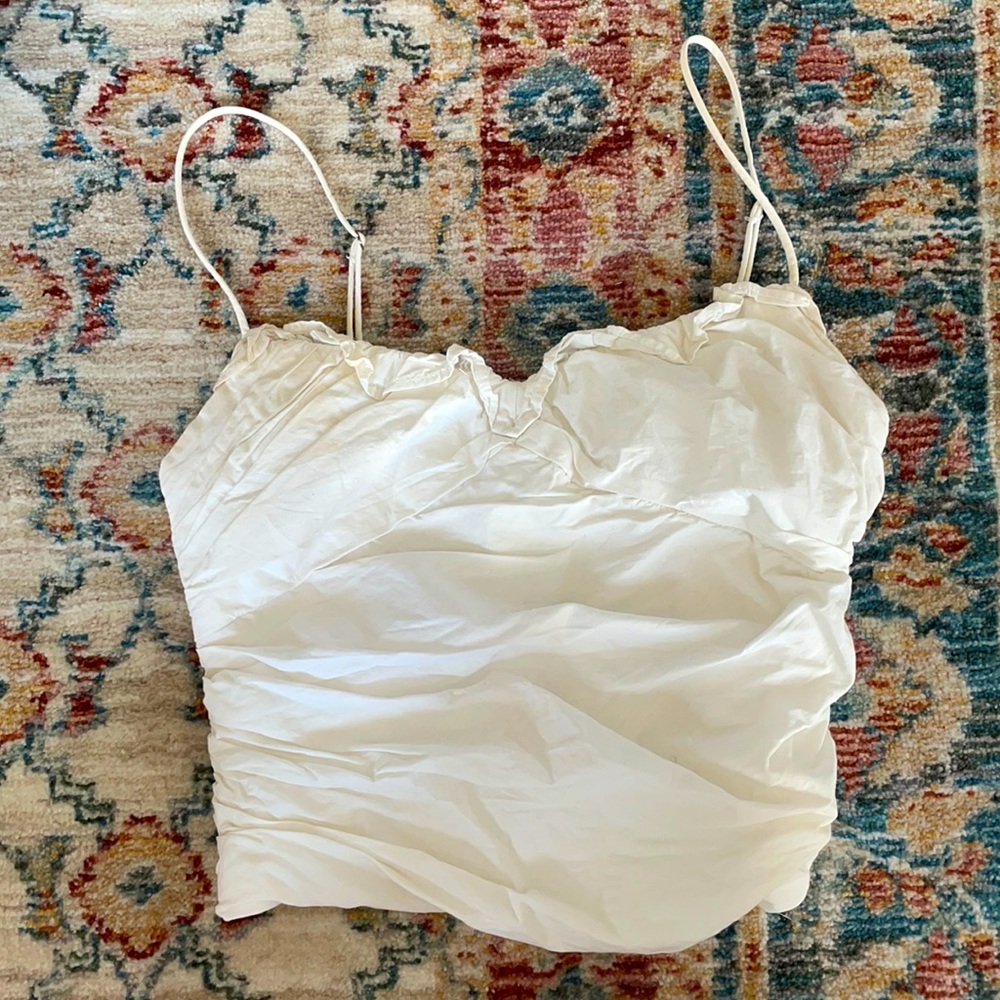 Ruffled cropped cami